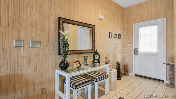 $315,000 | 590 Racquet Club Drive, Unit 406, Lake Ozark, MO 65049