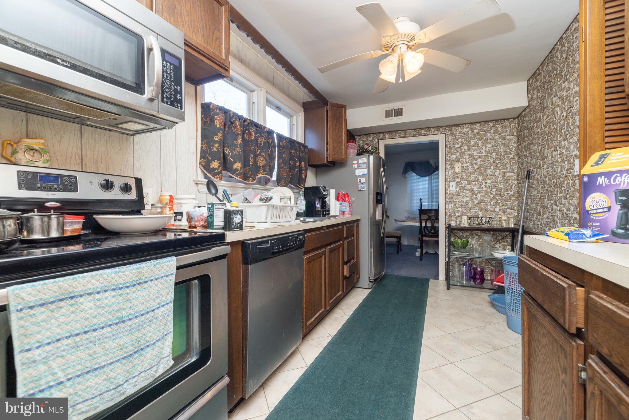 8 Robert Road New Castle, DE 19720 - Photo 11 of 21 Gallery Image 11