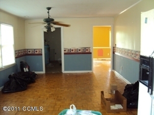 158 Pigott Road Gloucester, NC 28528 - Photo 2 of 11 Dining Room