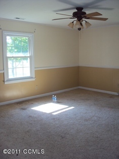 158 Pigott Road Gloucester, NC 28528 - Photo 7 of 11 Principle Bedroom