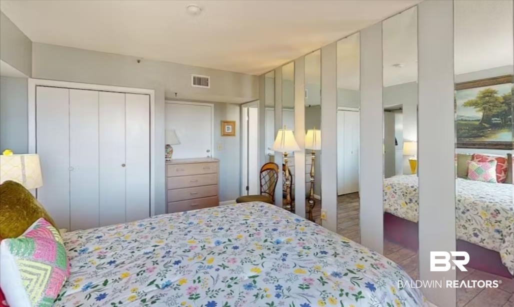 375 Plantation Road, Unit 5814 Gulf Shores, AL 36542 - Photo 8 of 31 Bedroom featuring light wood-type flooring