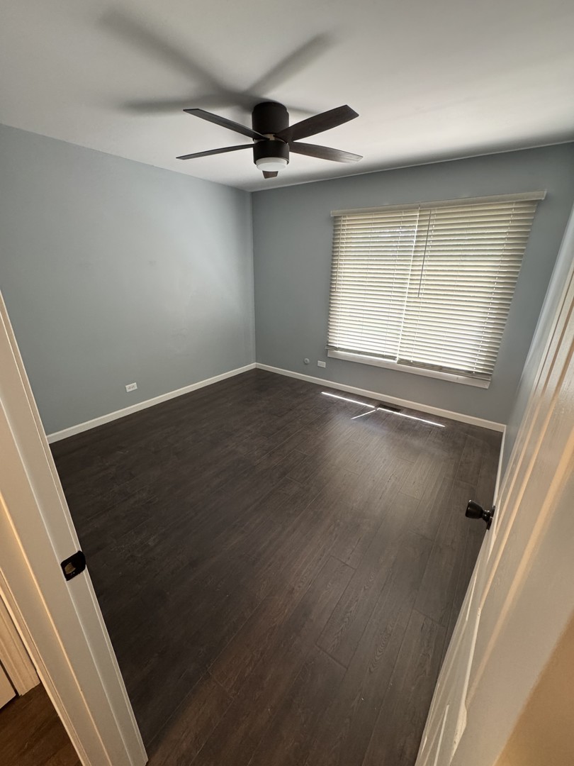 261 Bryant Way Bolingbrook, IL 60440 - Photo 5 of 24