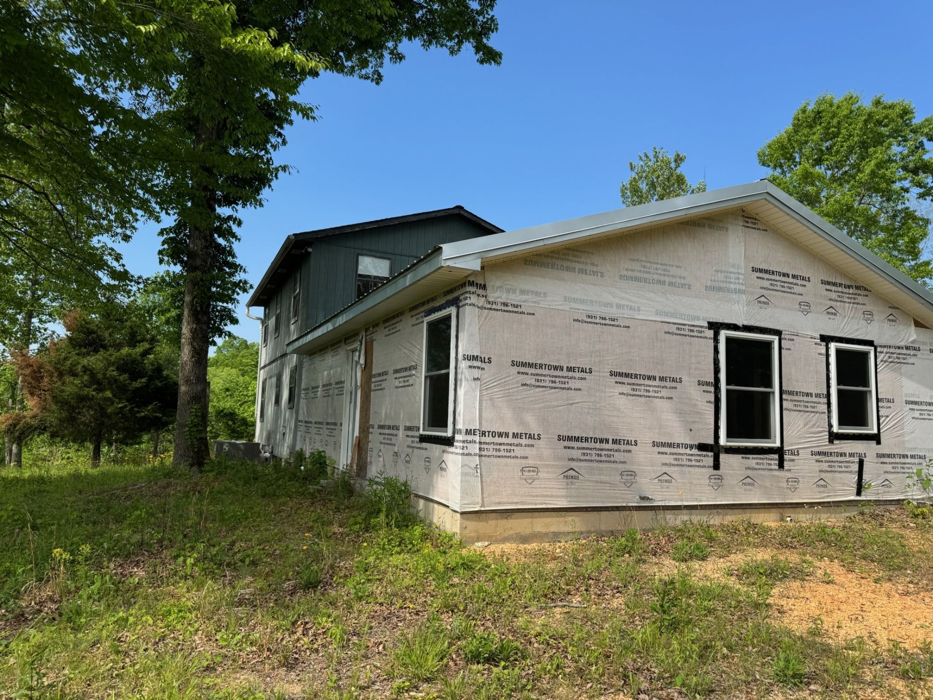 465 Zimmerman Road Hampshire, TN 38461 - Photo 2 of 23 front view of a house with a yard