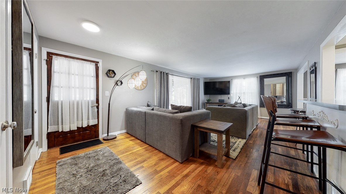 1428 Bell Road Chagrin Falls, OH 44022 - Photo 4 of 22 Gallery Image 4