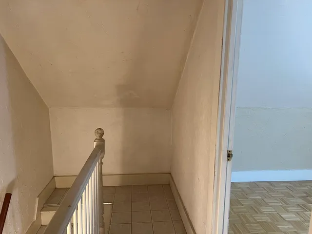 $3,300 | 21 Hamlet Place, Unit 2, Malden, MA 02148