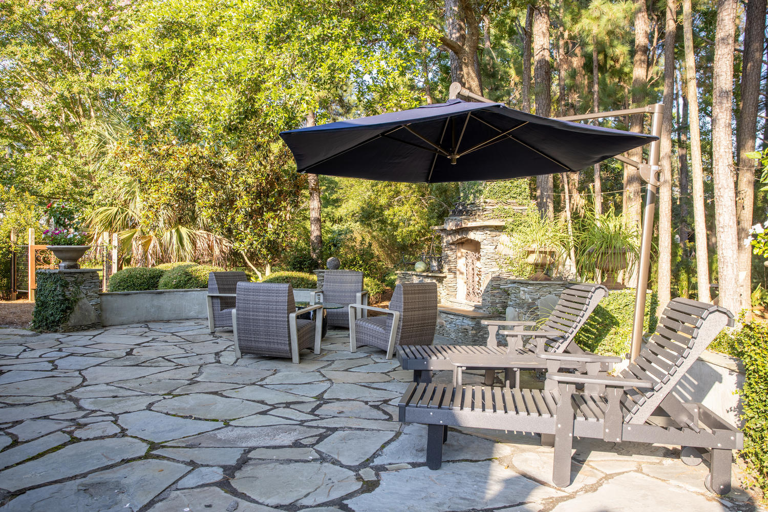 1347 Old Brickyard Road Mount Pleasant, SC 29466 - Photo 51 of 62 Flagstone back patio