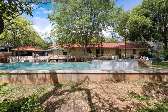 a view of a house with lake view