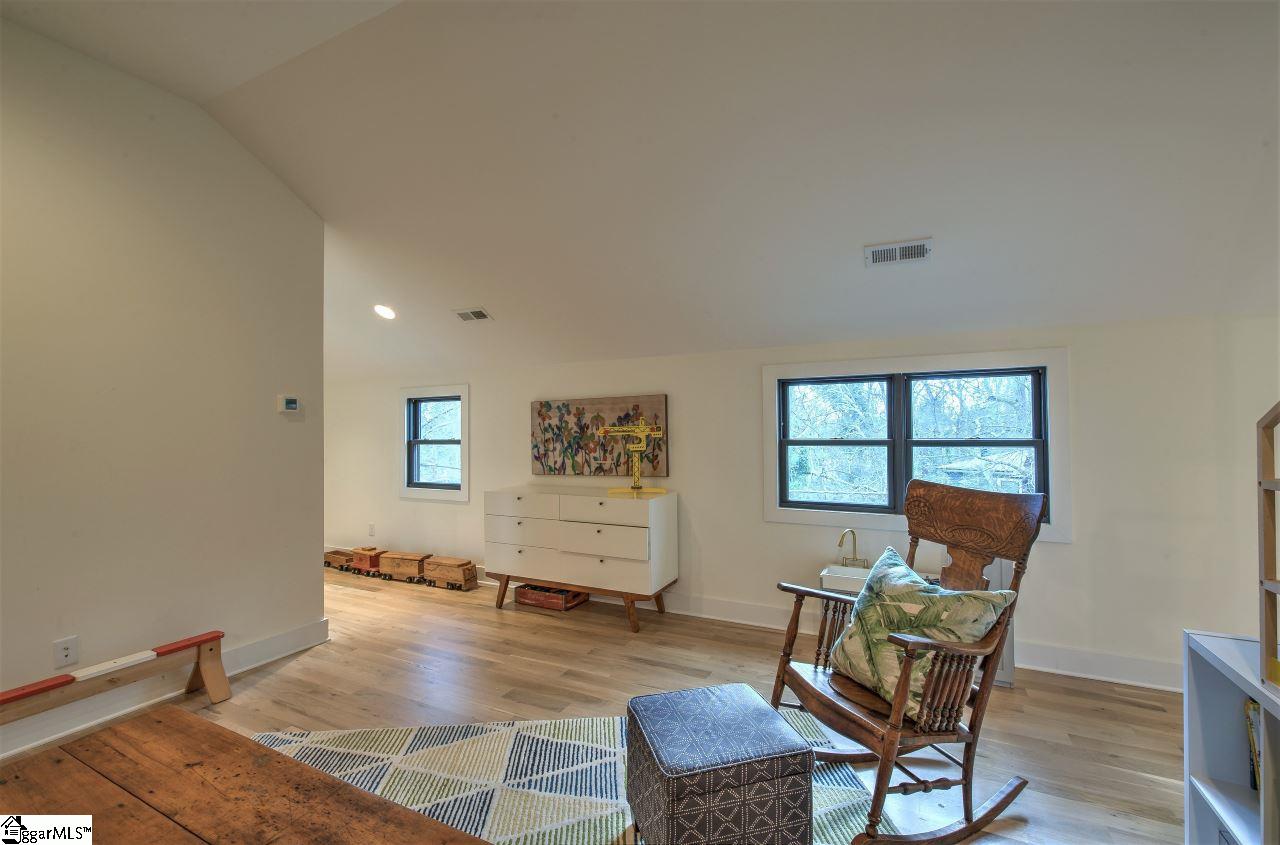 404 Overbrook Road Greenville, SC 29607 - Photo 22 of 36