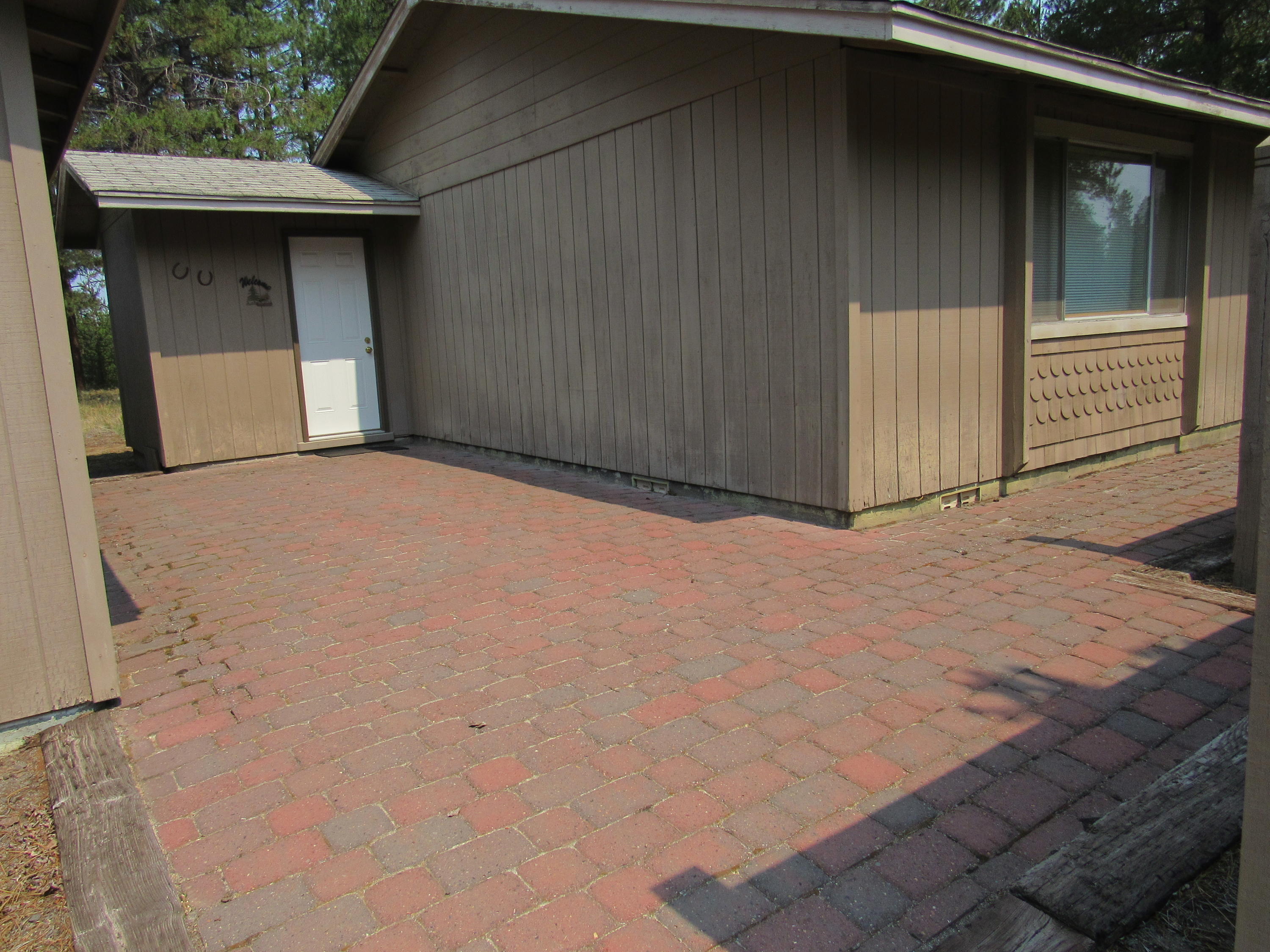 51582 Ash Road La Pine, OR 97739 - Photo 7 of 52 Side of House 2Use