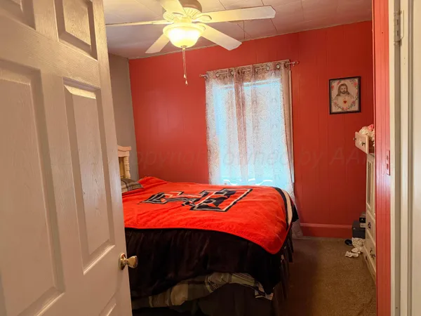 $100,000 | 204 Lawton Avenue, Hereford, TX 79045