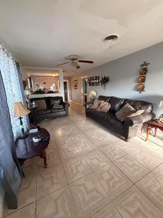 $100,000 | 204 Lawton Avenue, Hereford, TX 79045