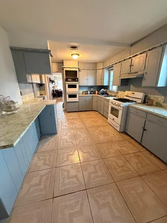 $100,000 | 204 Lawton Avenue, Hereford, TX 79045