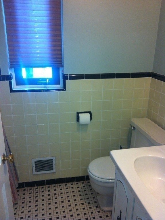 22 Pierce Road, Unit 22 Watertown, MA 02472 - Photo 11 of 17 Gallery Image 11