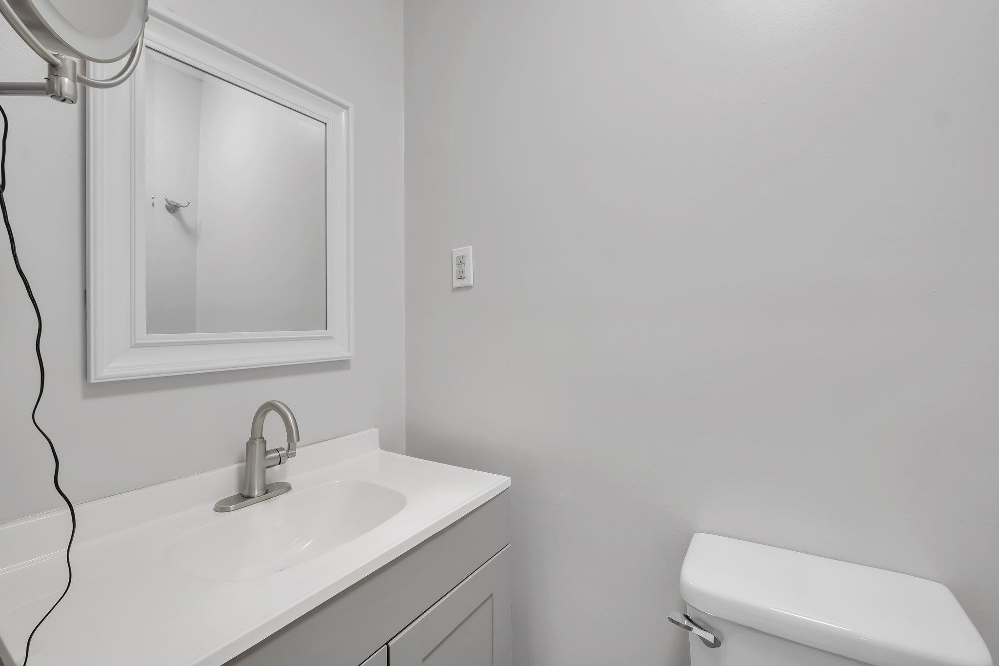 2438 Oak Ridge Road West Tallahassee, FL 32305 - Photo 2 of 27