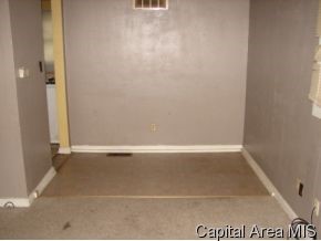 2733 Poplar Avenue Springfield, IL 62703 - Photo 3 of 10
