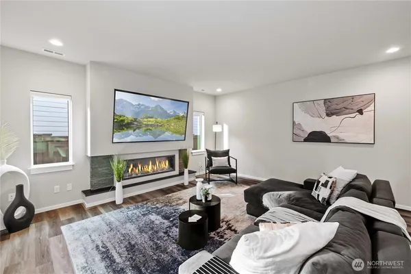 $899,950 | 22907 Southeast Sycamore Street, Black Diamond, WA 98010