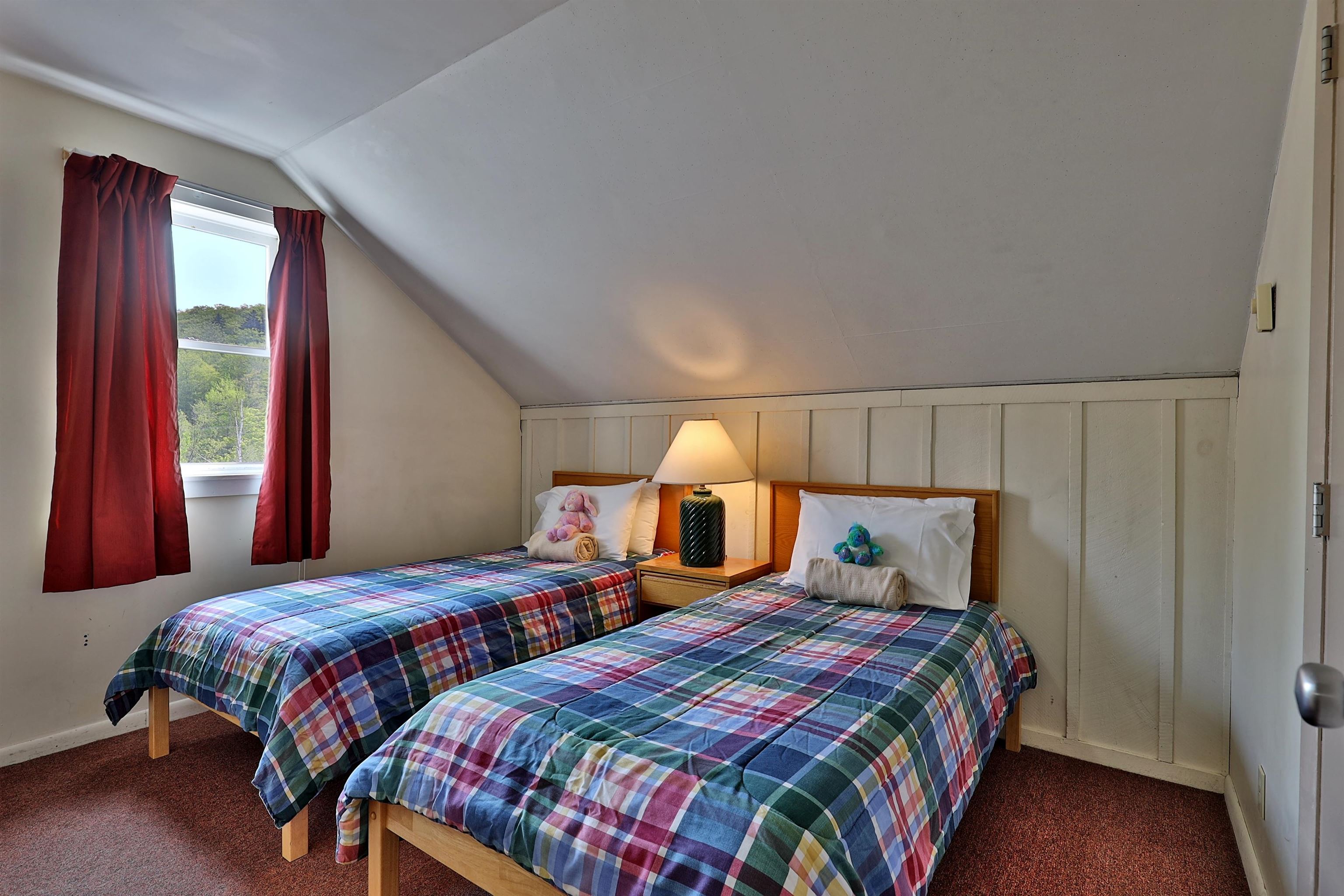 697 East Mountain Road, Unit A8 Killington, VT 05751 - Photo 19 of 35 Gallery Image 19