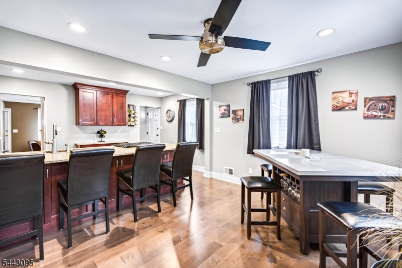 448 Warfield Road North Plainfield, NJ 07060 - Photo 11 of 26