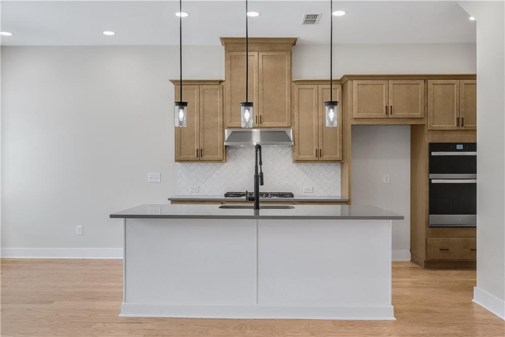 1931 Redfield Road Northeast, Unit 16 Marietta, GA 30066 - Photo 4 of 26