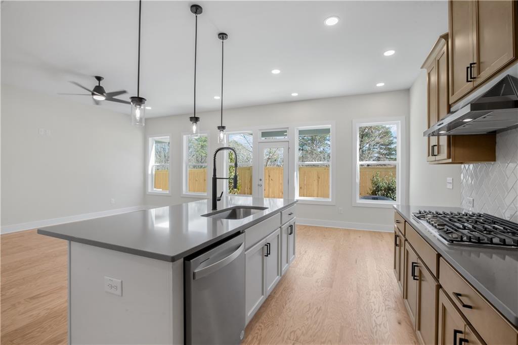 1931 Redfield Road Northeast, Unit 16 Marietta, GA 30066 - Photo 6 of 26