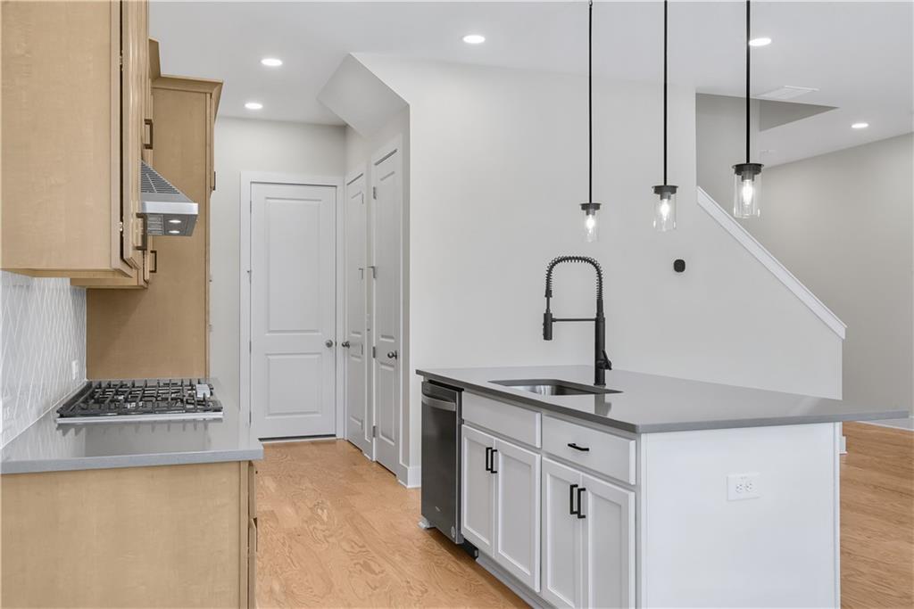 1931 Redfield Road Northeast, Unit 16 Marietta, GA 30066 - Photo 7 of 26