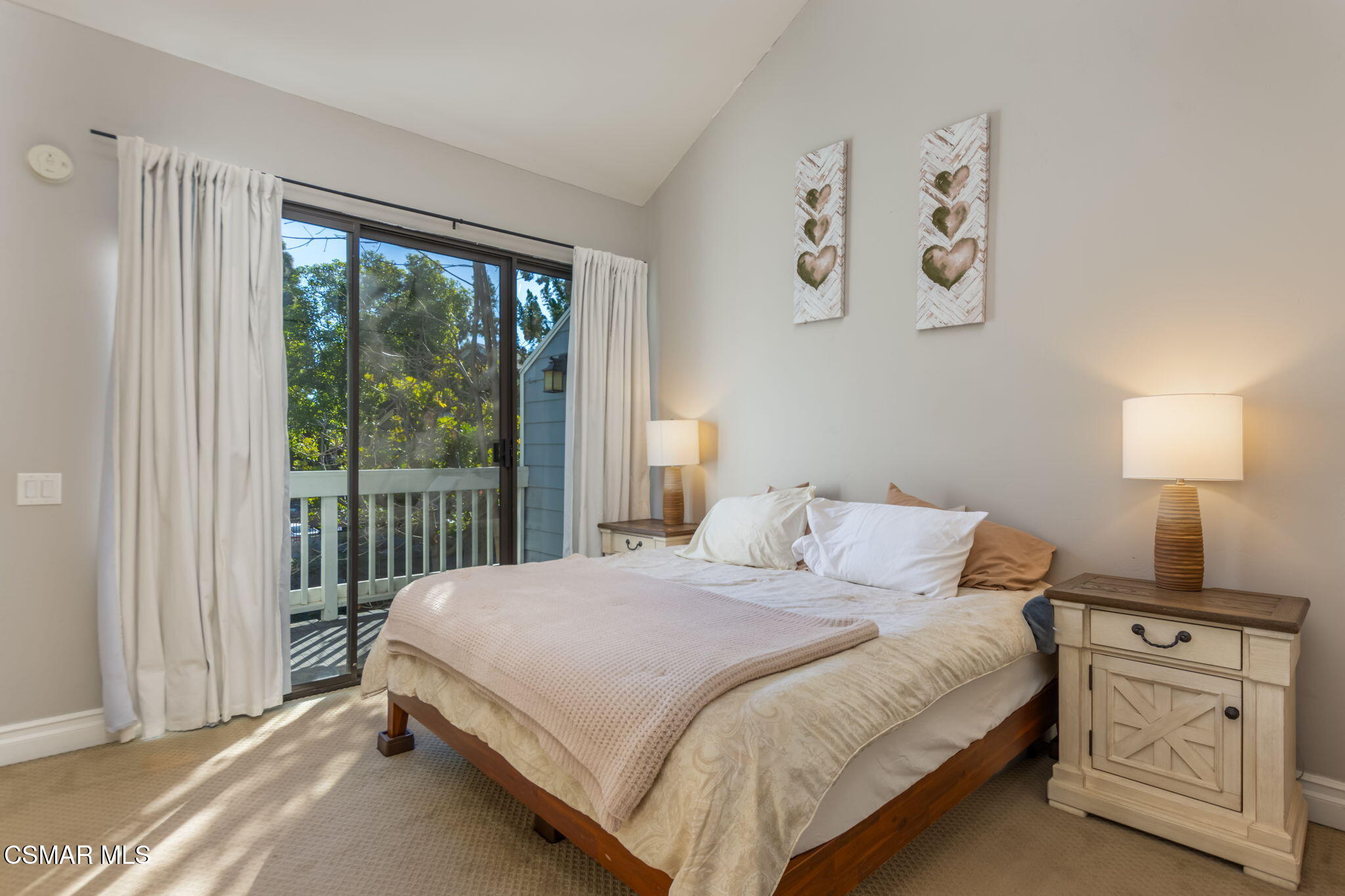 785 Arneill Road, Unit 47 Camarillo, CA 93010 - Photo 18 of 25 a bedroom with a bed and a window