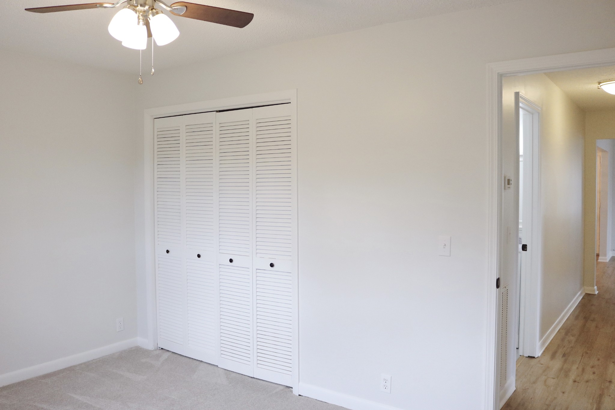 3322 Fann Road Murfreesboro, TN 37128 - Photo 27 of 29 an empty room with a chandelier fan
