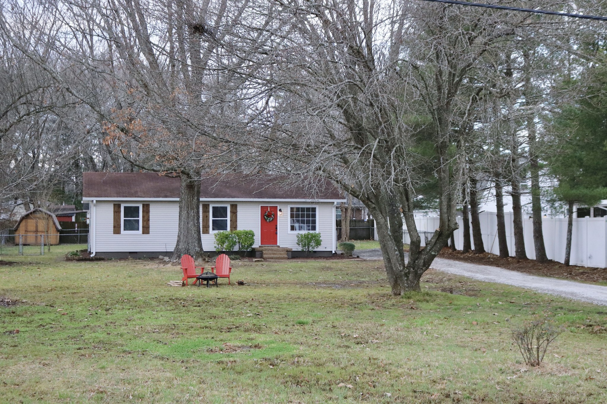 3322 Fann Road Murfreesboro, TN 37128 - Photo 4 of 29 a front view of house with yard and trees