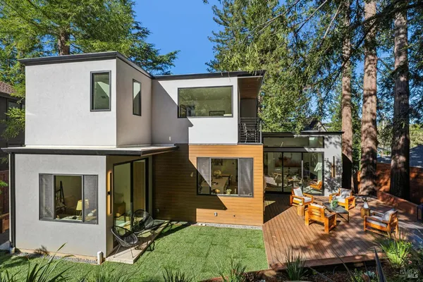 $3,995,000 | 93 Magnolia Avenue, Larkspur, CA 94939