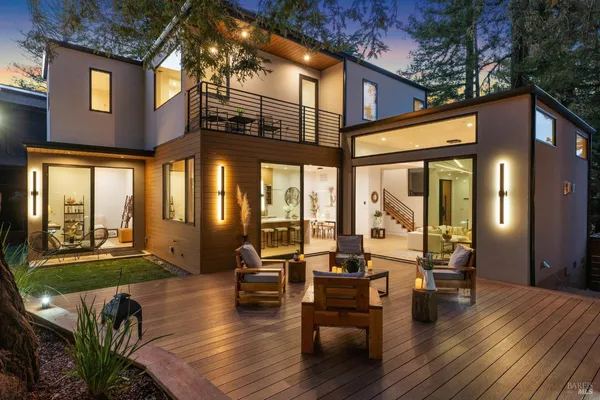 $3,995,000 | 93 Magnolia Avenue, Larkspur, CA 94939
