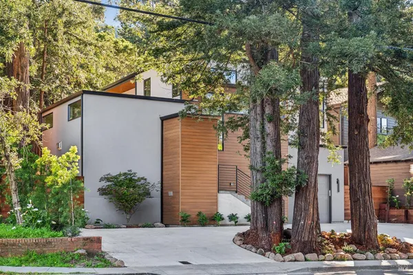 $3,995,000 | 93 Magnolia Avenue, Larkspur, CA 94939