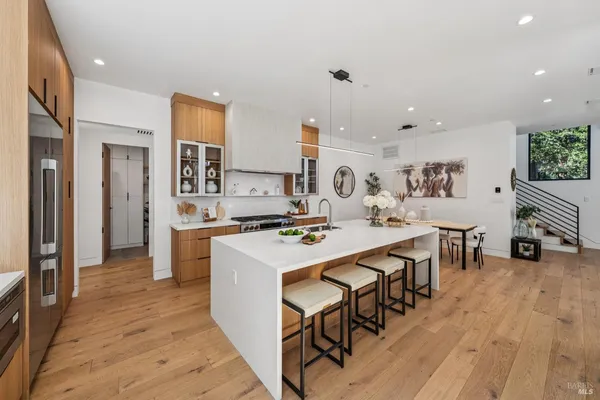 $3,995,000 | 93 Magnolia Avenue, Larkspur, CA 94939