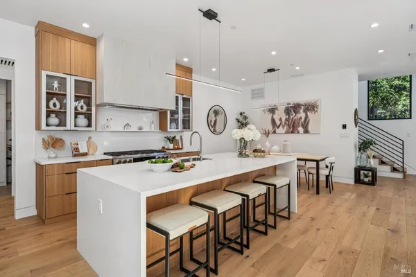 $3,995,000 | 93 Magnolia Avenue, Larkspur, CA 94939