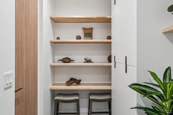 $3,995,000 | 93 Magnolia Avenue, Larkspur, CA 94939