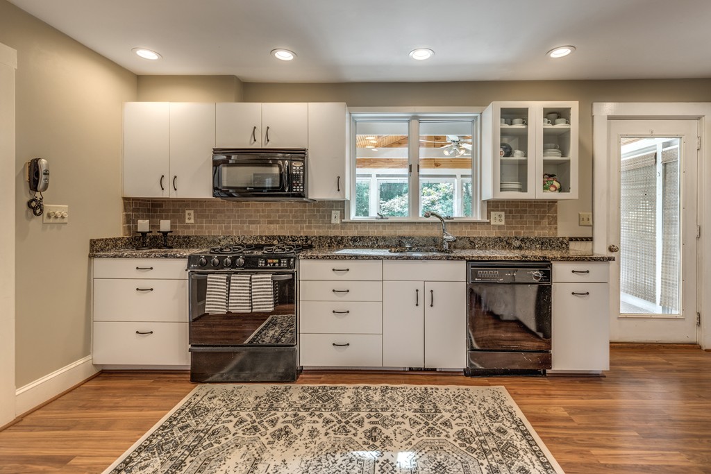 6 Berkeley Street Reading, MA 01867 - Photo 14 of 30