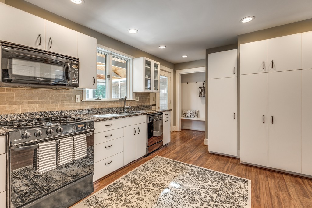 6 Berkeley Street Reading, MA 01867 - Photo 16 of 30