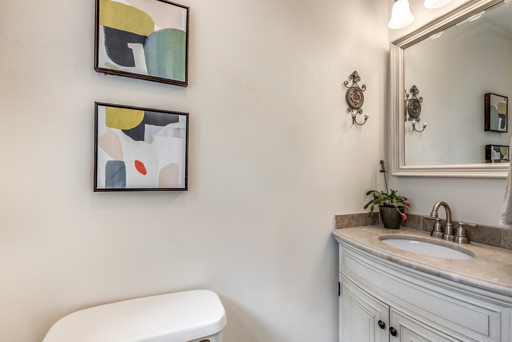 6 Berkeley Street Reading, MA 01867 - Photo 20 of 30