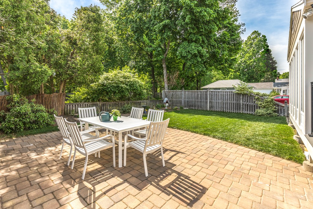 6 Berkeley Street Reading, MA 01867 - Photo 27 of 30
