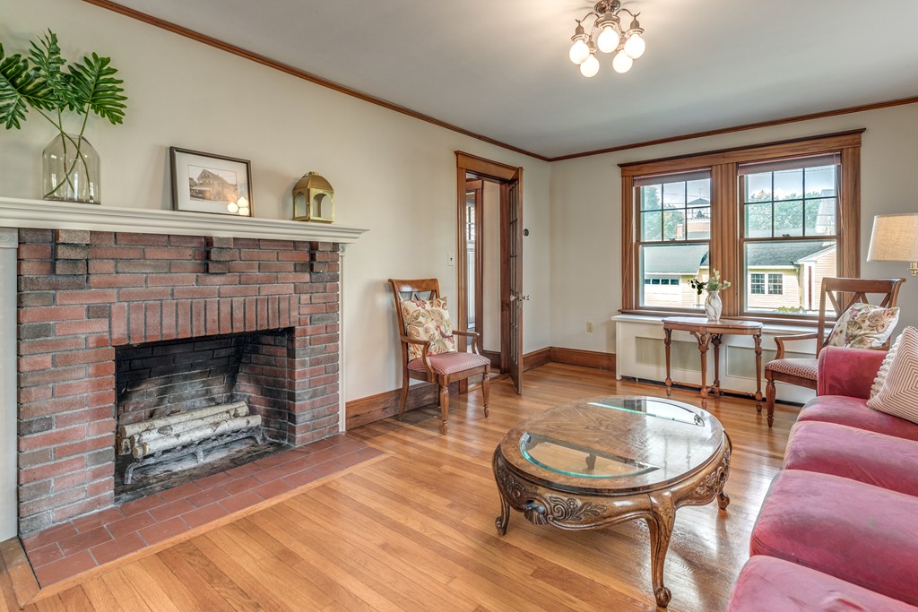 6 Berkeley Street Reading, MA 01867 - Photo 6 of 30
