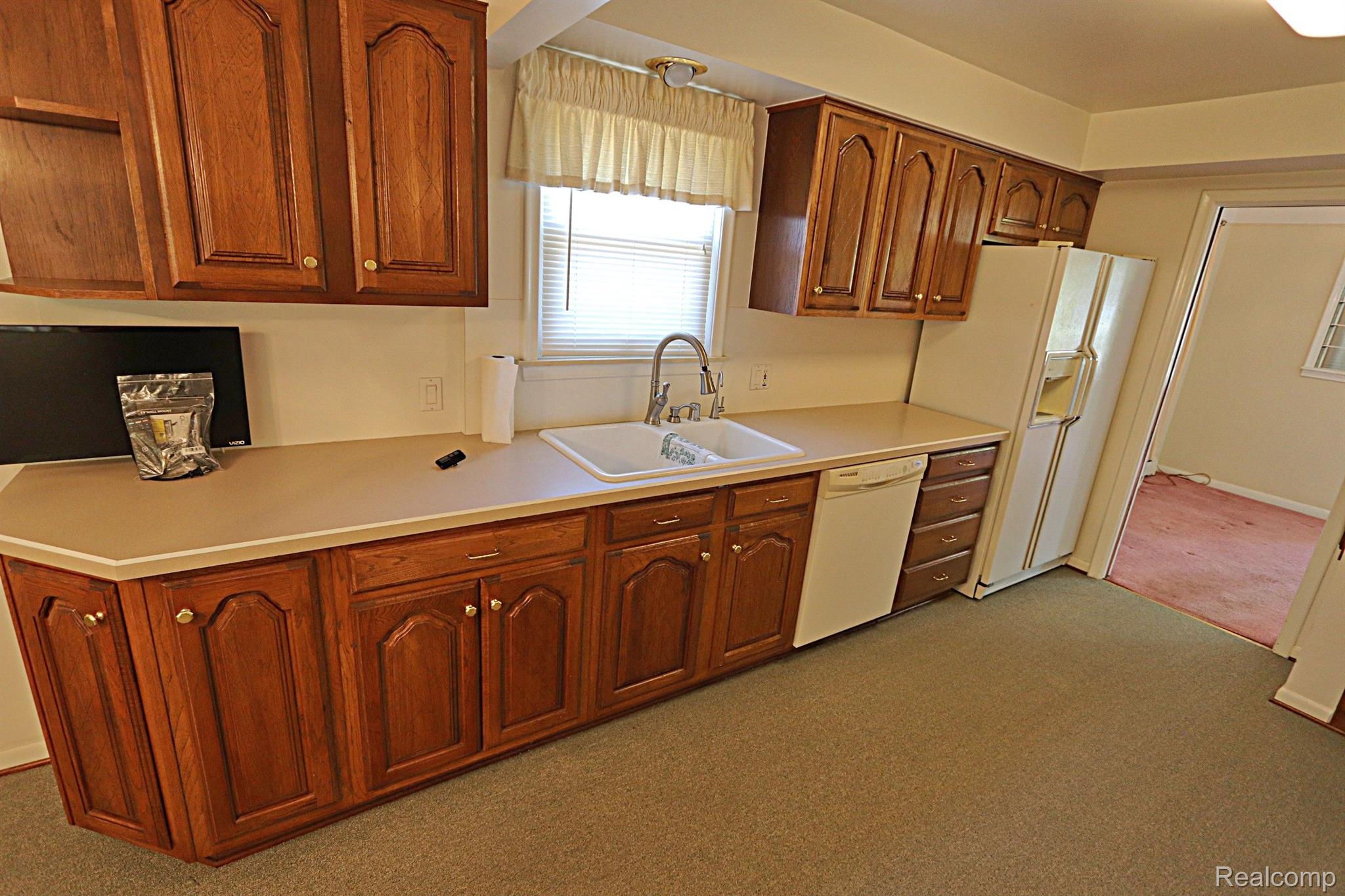 18618 Wick Road Allen Park, MI 48101 - Photo 22 of 40 Gallery Image 22
