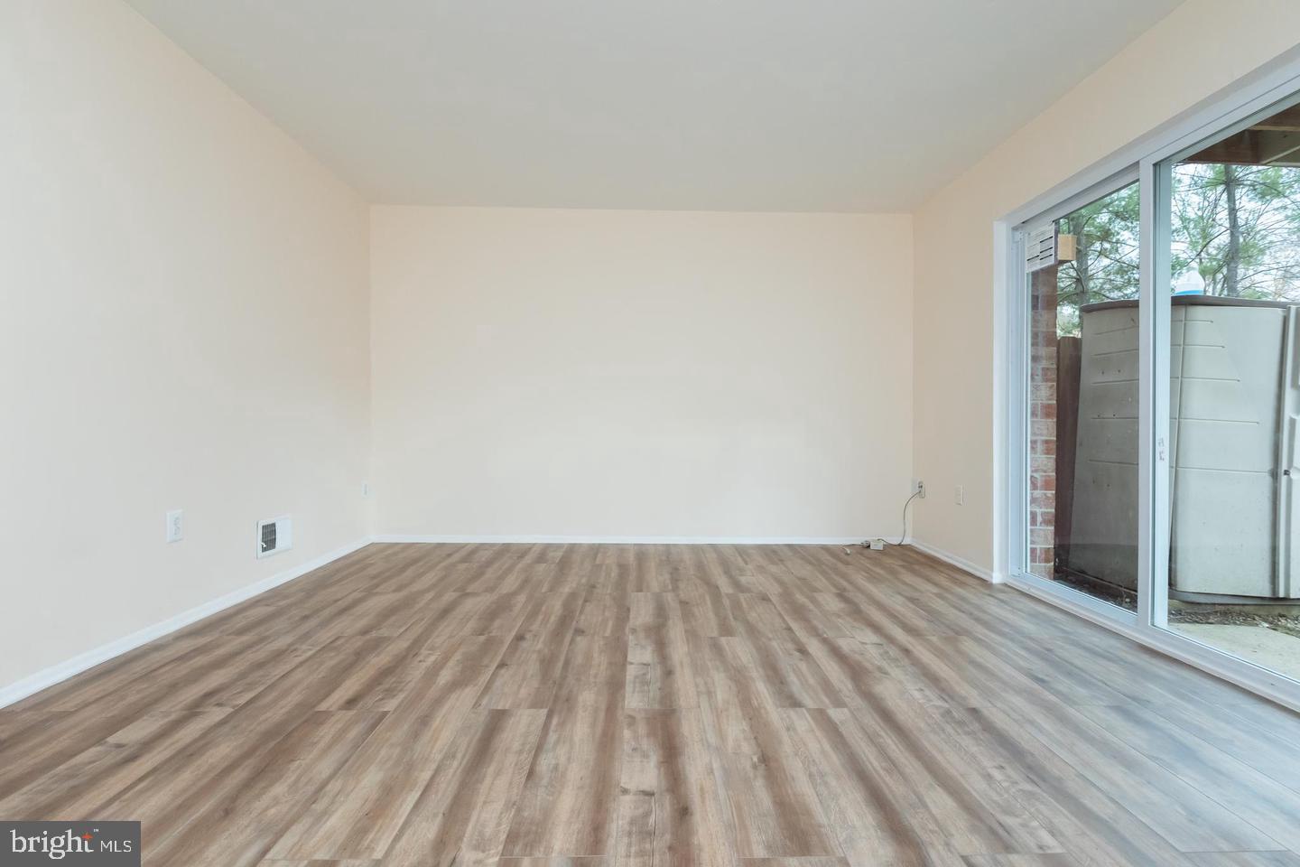 9752 Early Spring Way Columbia, MD 21046 - Photo 15 of 24 Gallery Image 15