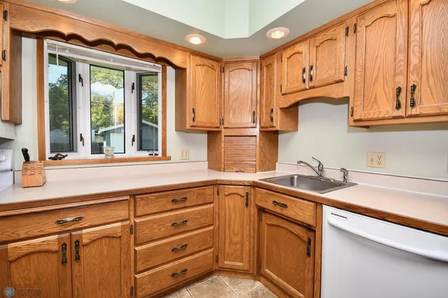 $235,000 | 1121 15 1/2 Street North, Moorhead, MN 56560