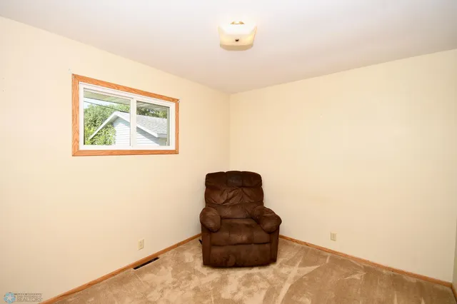 $235,000 | 1121 15 1/2 Street North, Moorhead, MN 56560