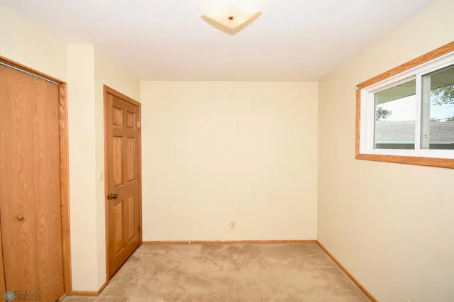 $235,000 | 1121 15 1/2 Street North, Moorhead, MN 56560