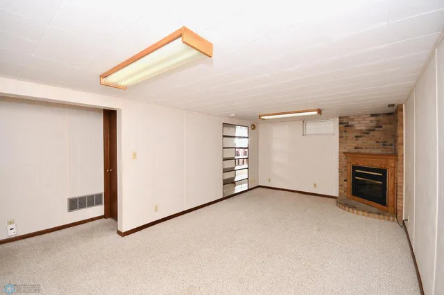 $235,000 | 1121 15 1/2 Street North, Moorhead, MN 56560