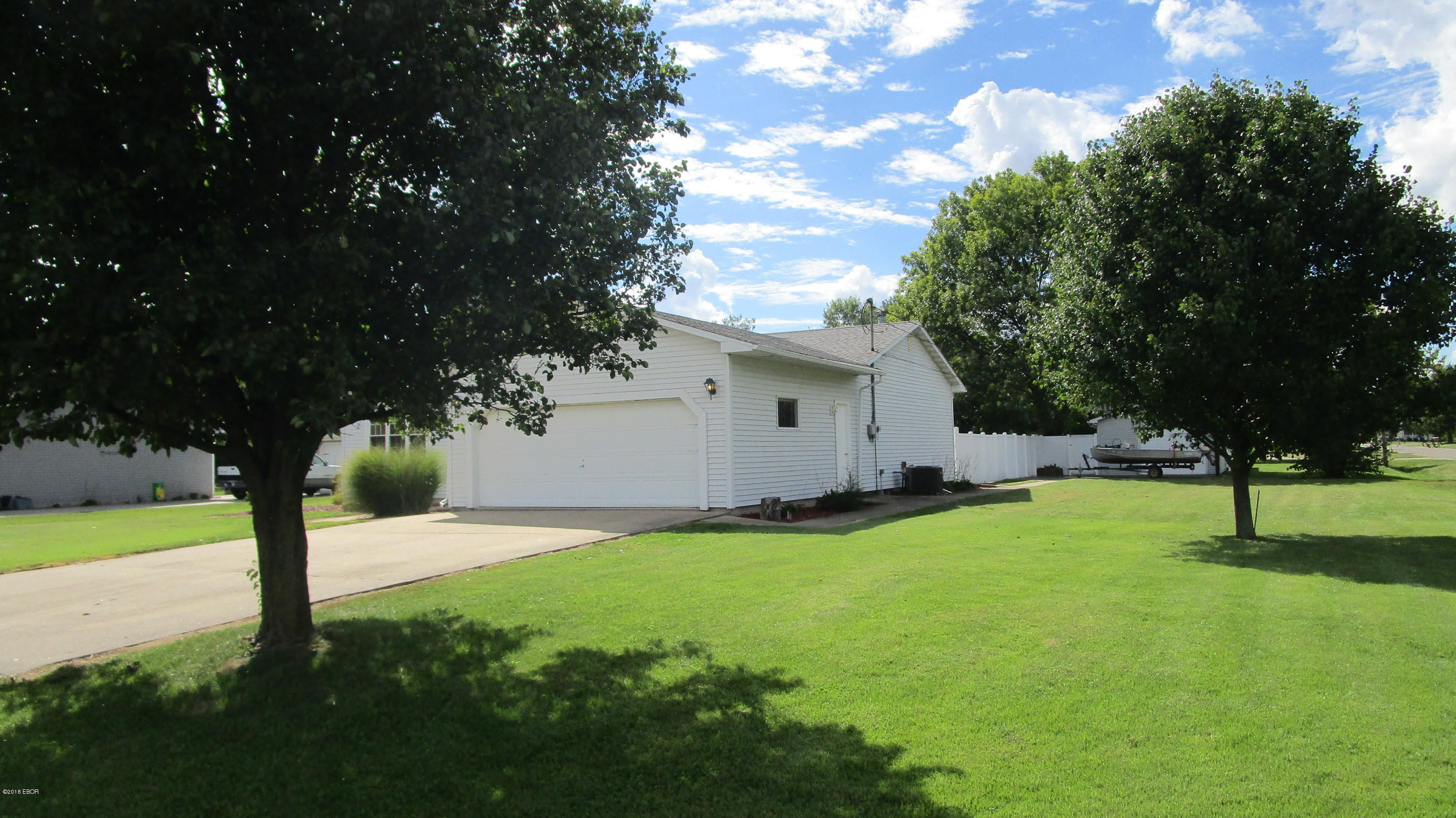 1531 North Olive Road Flora, IL 62839 - Photo 13 of 50 Gallery Image 13