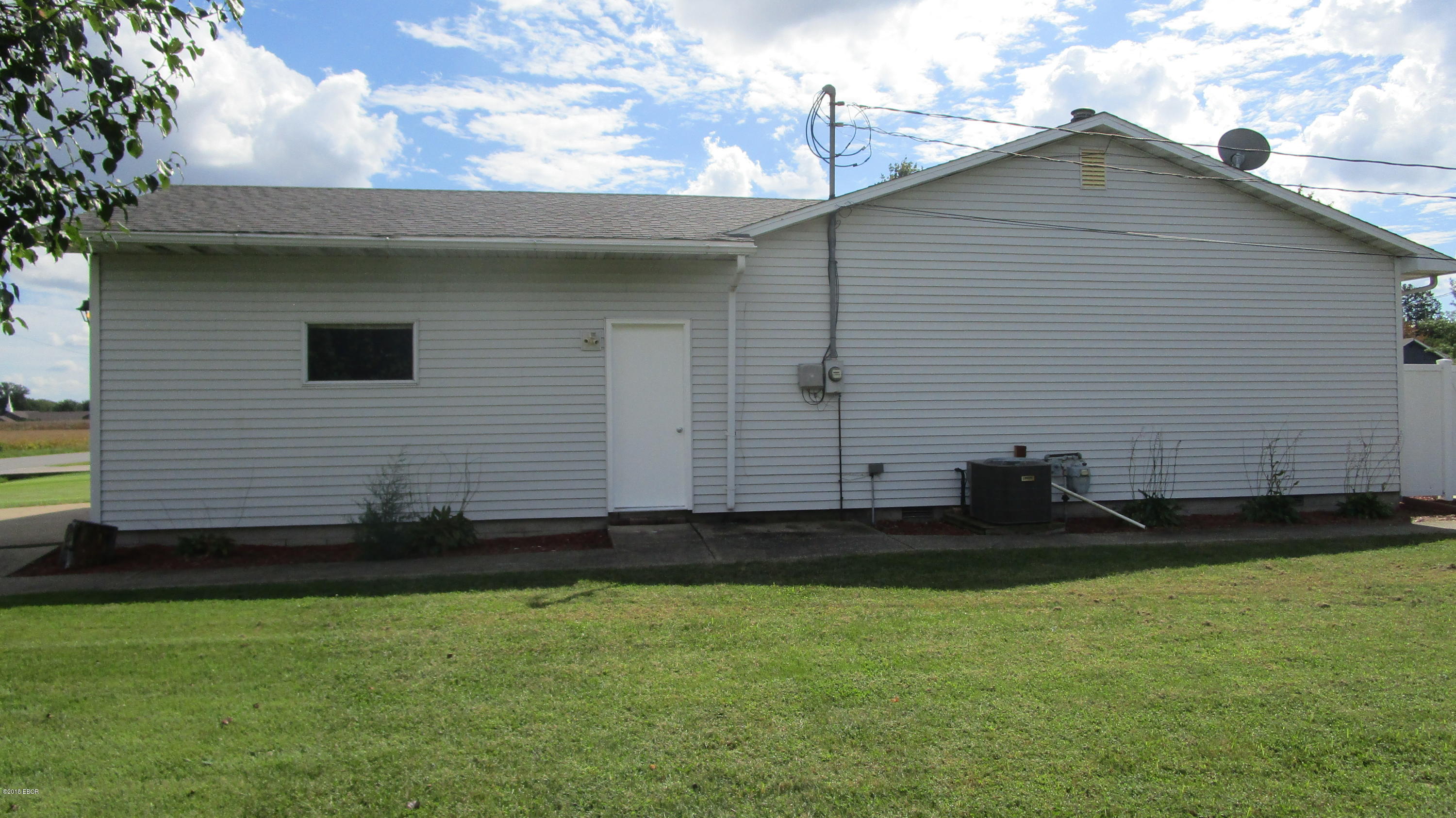 1531 North Olive Road Flora, IL 62839 - Photo 15 of 50 Gallery Image 15