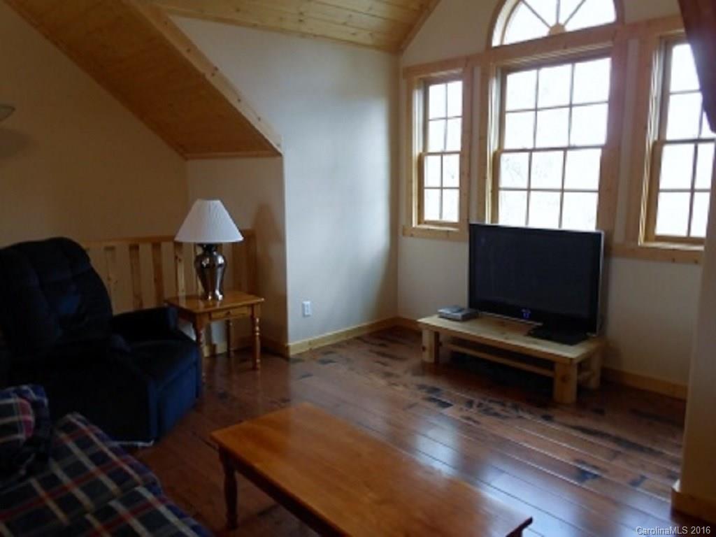625 Skyview Road Whittier, NC 28789 - Photo 14 of 24 Gallery Image 14