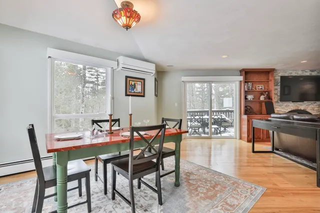 $679,000 | 38 Old Manchester Road, Amherst, NH 03031