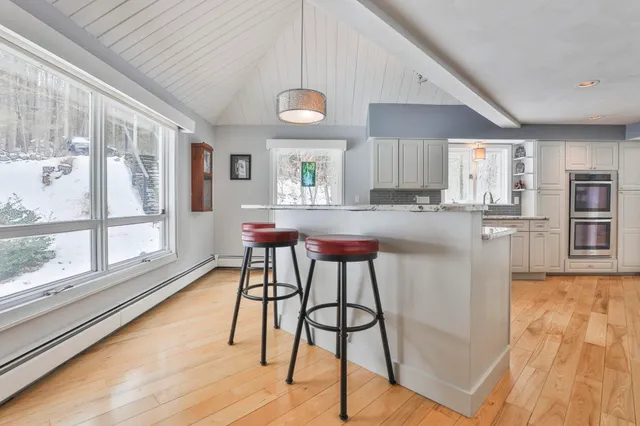 $679,000 | 38 Old Manchester Road, Amherst, NH 03031